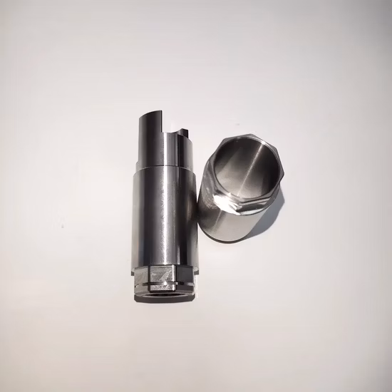 Service de rotation de fraisage de pièces d'acier inoxydable en laiton usiné en métal de haute précision d'OEM